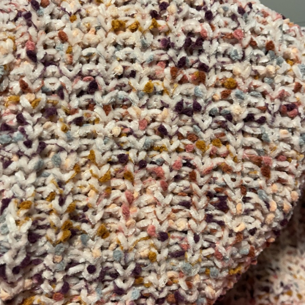 Knit pullover sweater - Picture 2 of 4